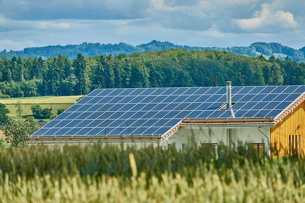 Énergie renouvelable : solutions sur mesure pour réduire votre facture